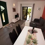 Dora I Kati