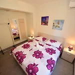 Apartman Dora I Kati *