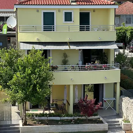 Apartament Dora I Kati Orebić