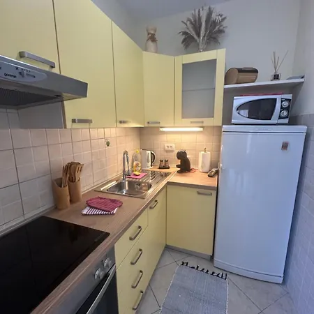 Apartman Dora I Kati *